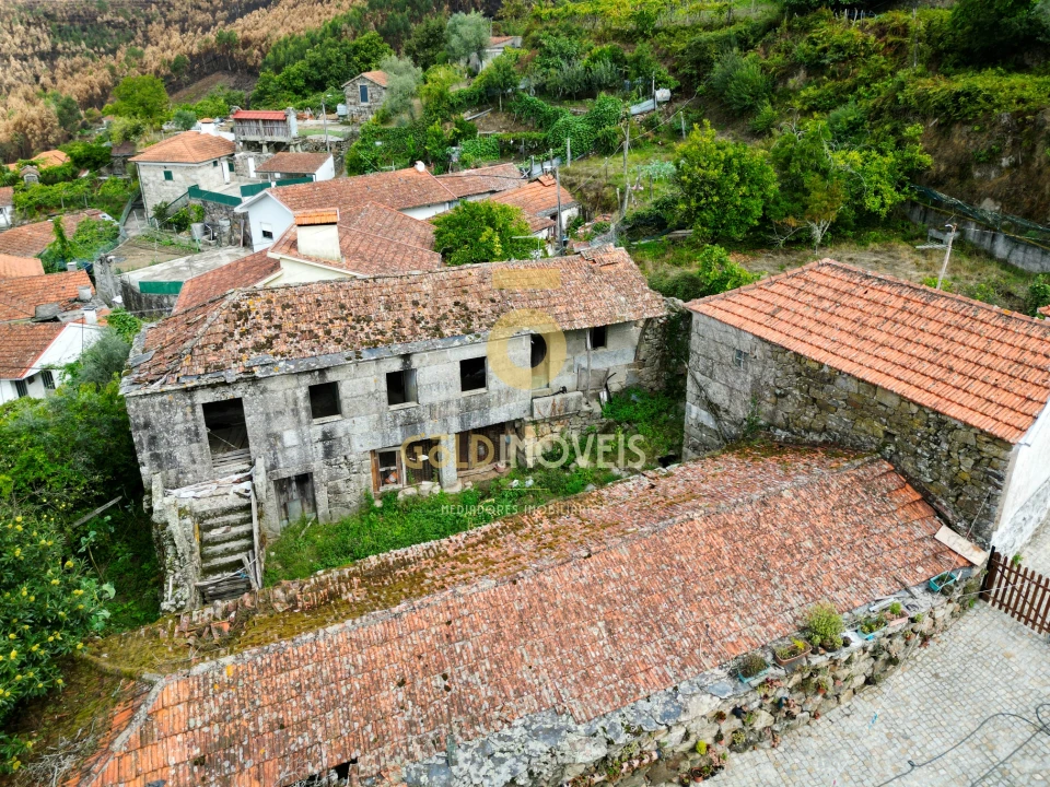 Moradia T0 para Venda em Fornelos Foto 3