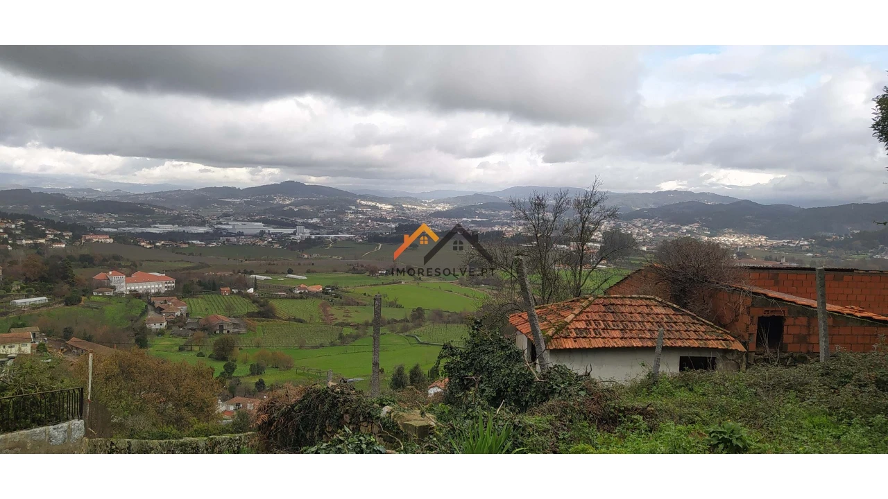 Moradia T3 para Venda em Roriz Foto 2