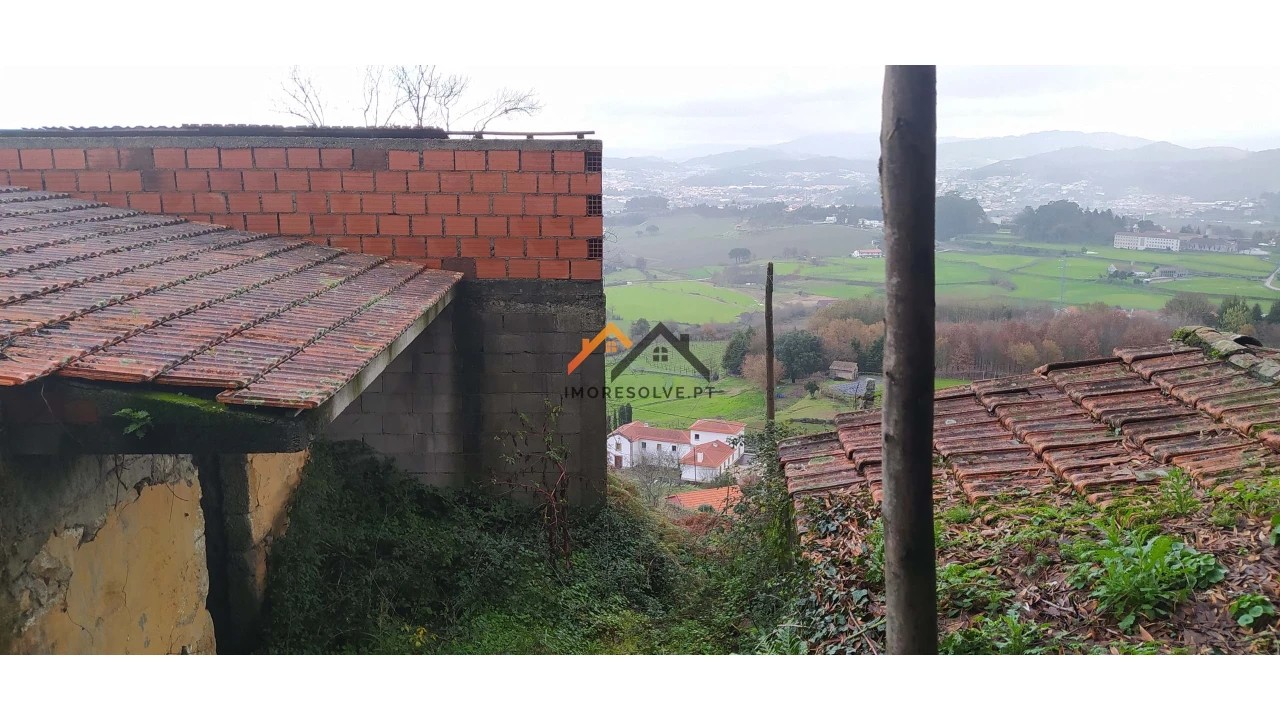 Moradia T3 para Venda em Roriz Foto 58