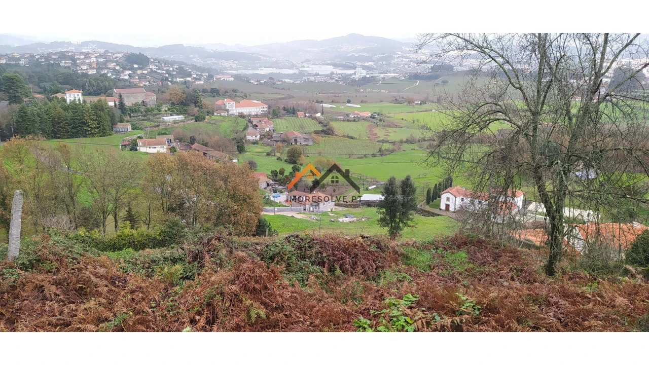 Moradia T3 para Venda em Roriz Foto 12