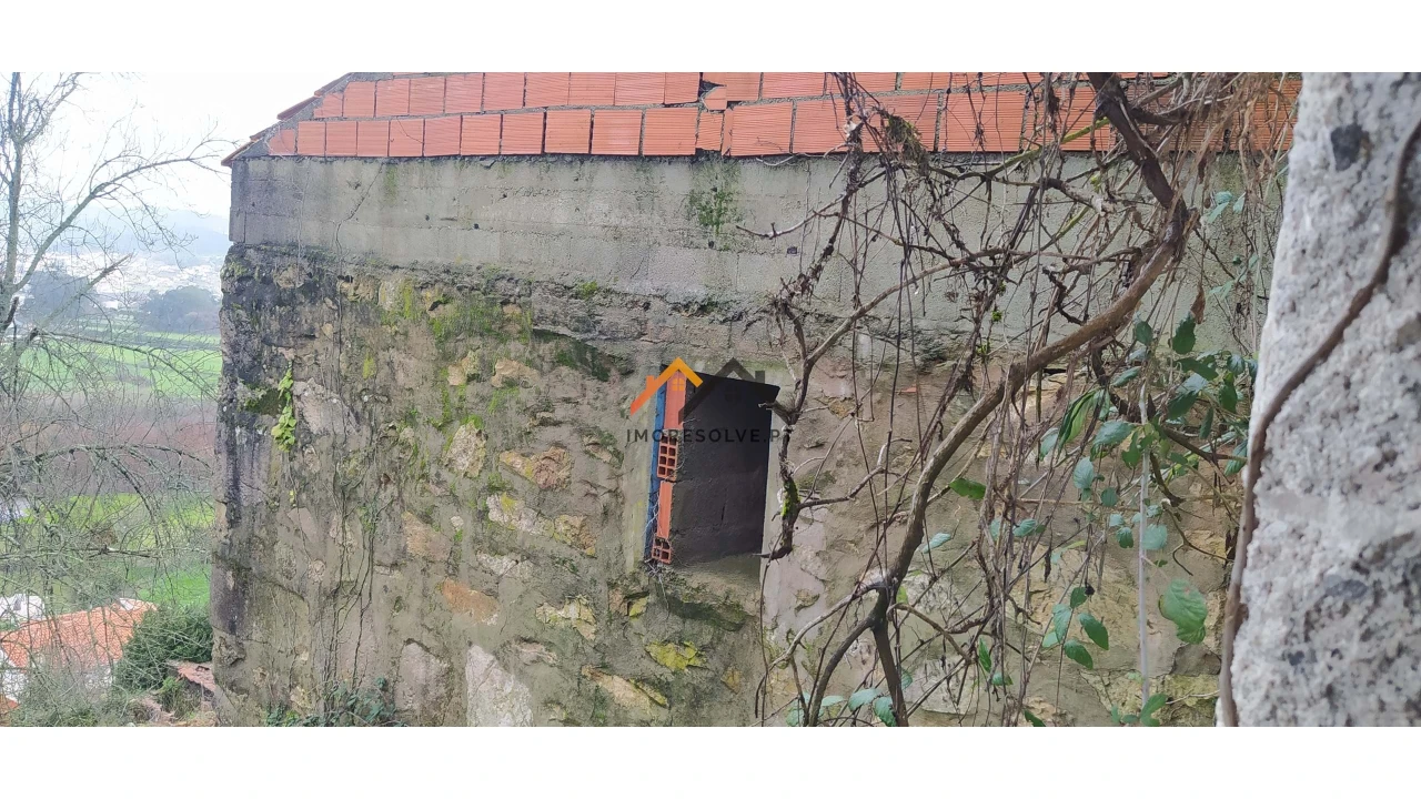 Moradia T3 para Venda em Roriz Foto 13