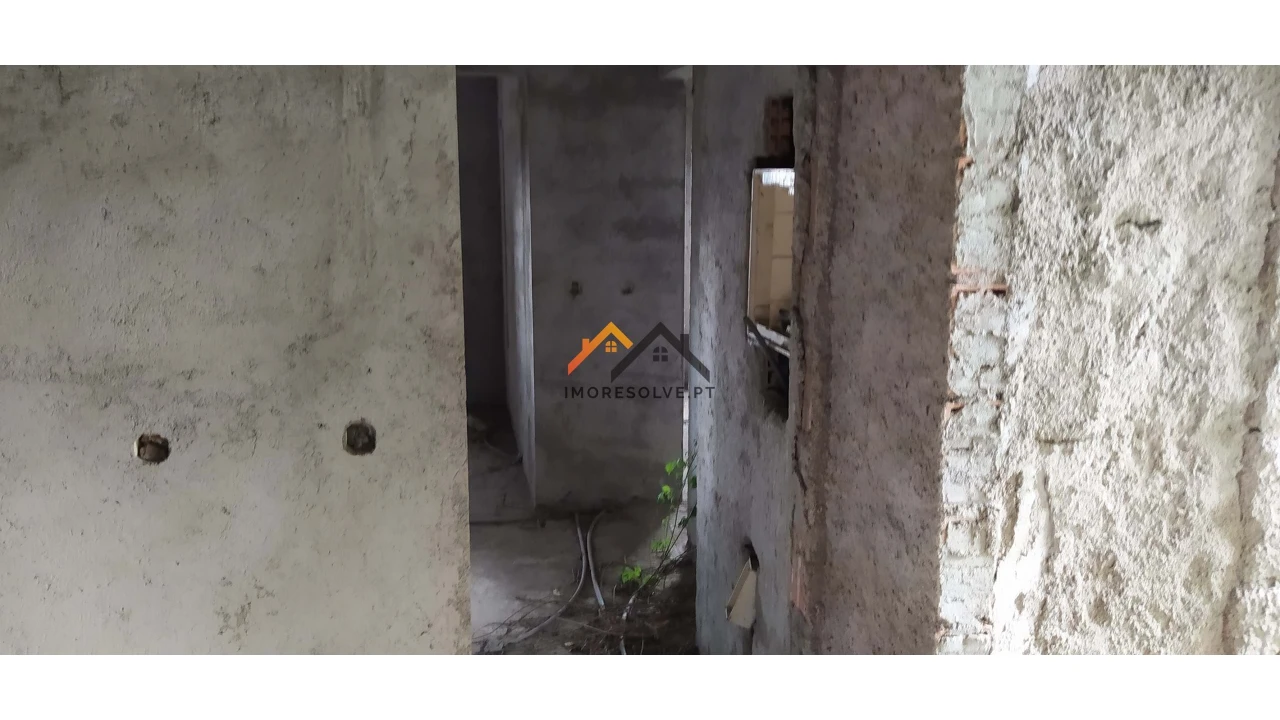 Moradia T3 para Venda em Roriz Foto 17
