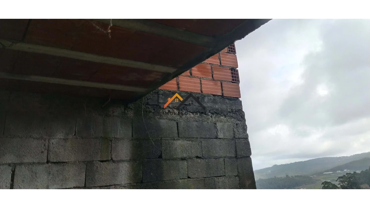 Moradia T3 para Venda em Roriz Foto 38