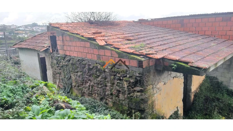 Moradia T3 para Venda em Roriz Foto 56