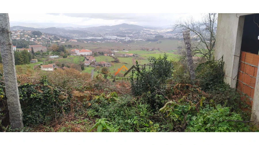 Moradia T3 para Venda em Roriz Foto 5