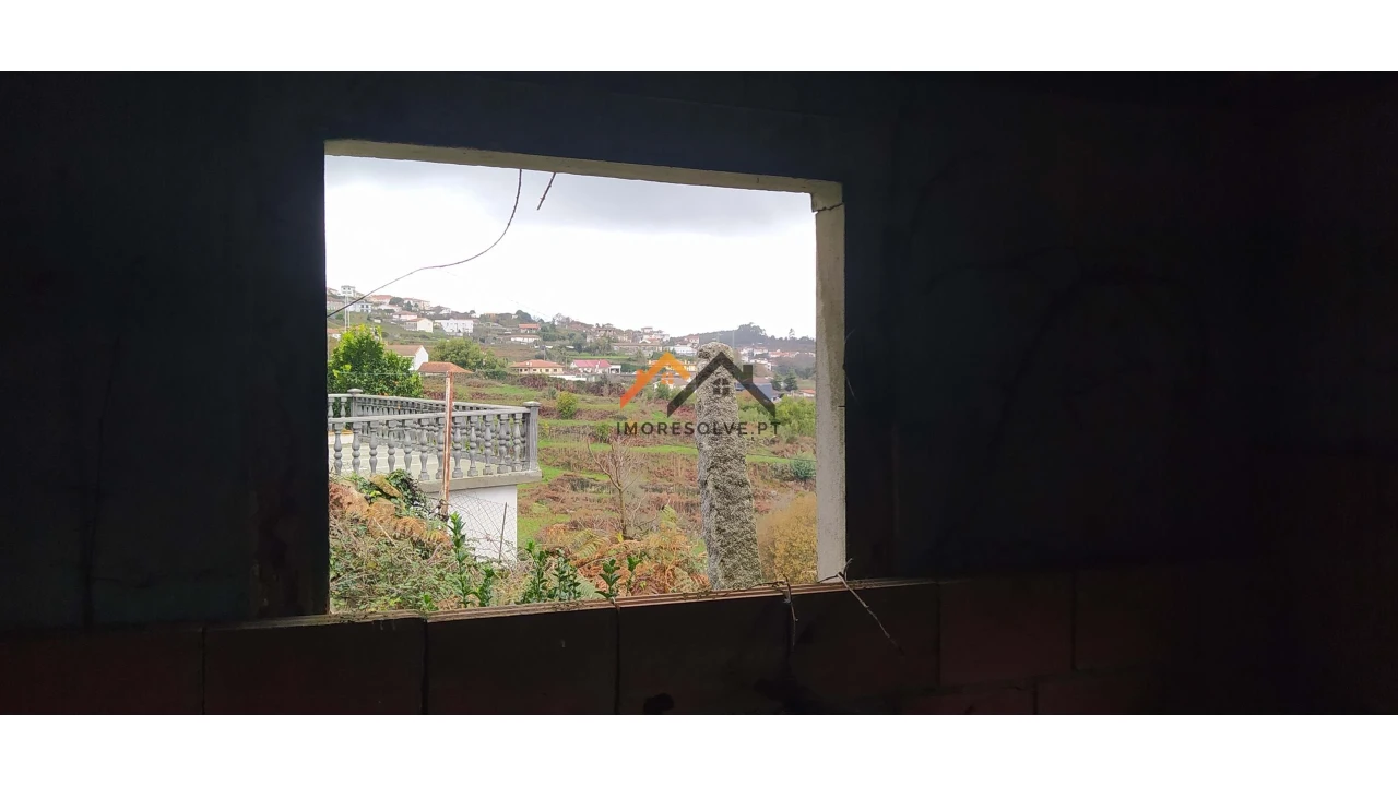 Moradia T3 para Venda em Roriz Foto 10