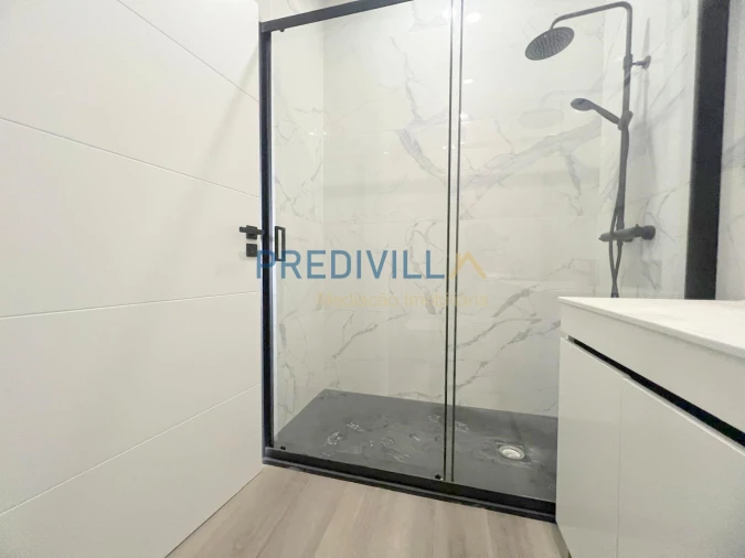 Apartamento T3 para Venda em Vilar de Pinheiro Foto 16