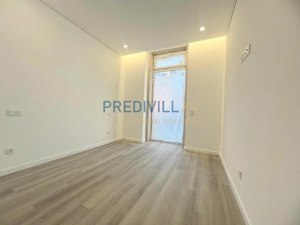 Apartamento T3 para Venda em Vilar de Pinheiro Foto 5