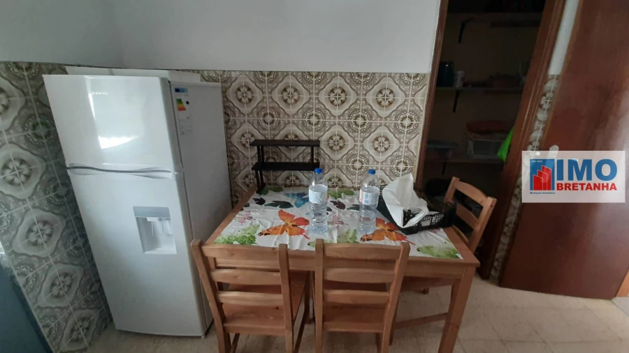 Moradia T4 para Venda em Covilhã e Canhoso Foto 3