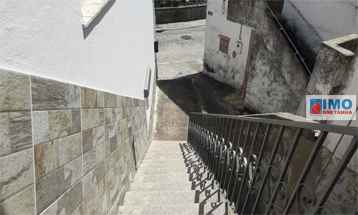Moradia T4 para Venda em Covilhã e Canhoso Foto 12