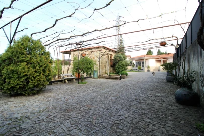 Moradia T3 para Venda em Ferreiros e Gondizalves