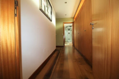 Moradia T3 para Venda em Ferreiros e Gondizalves