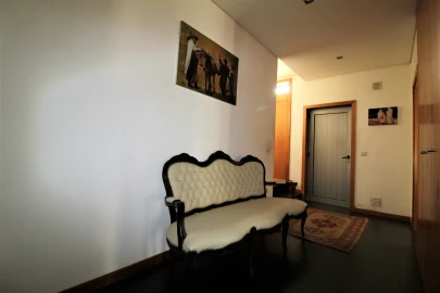 Moradia T3 para Venda em Ferreiros e Gondizalves