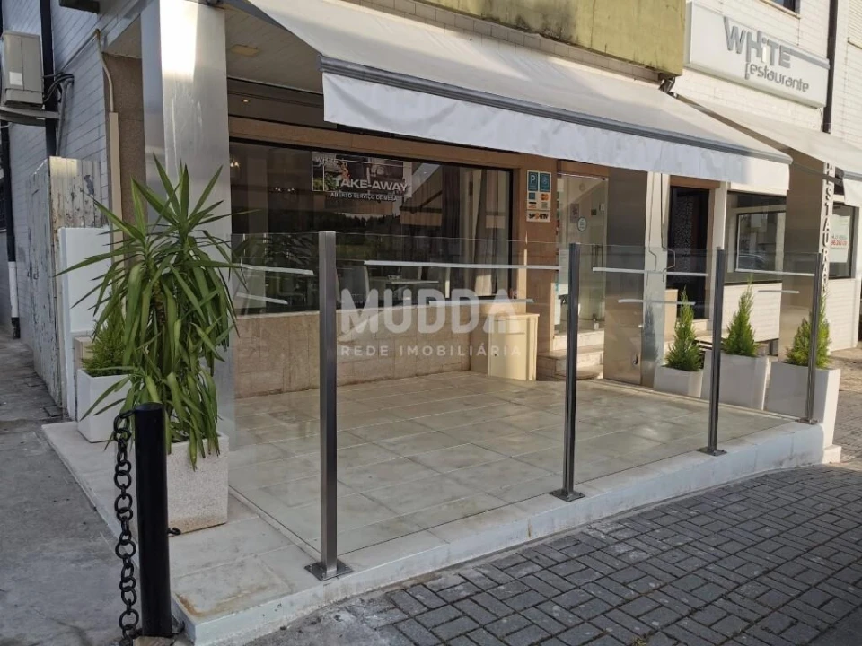Negócio para Venda em Arrifana Foto 3