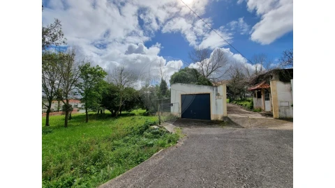 Terreno para Venda em Santa Maria, São Pedro e Matacães