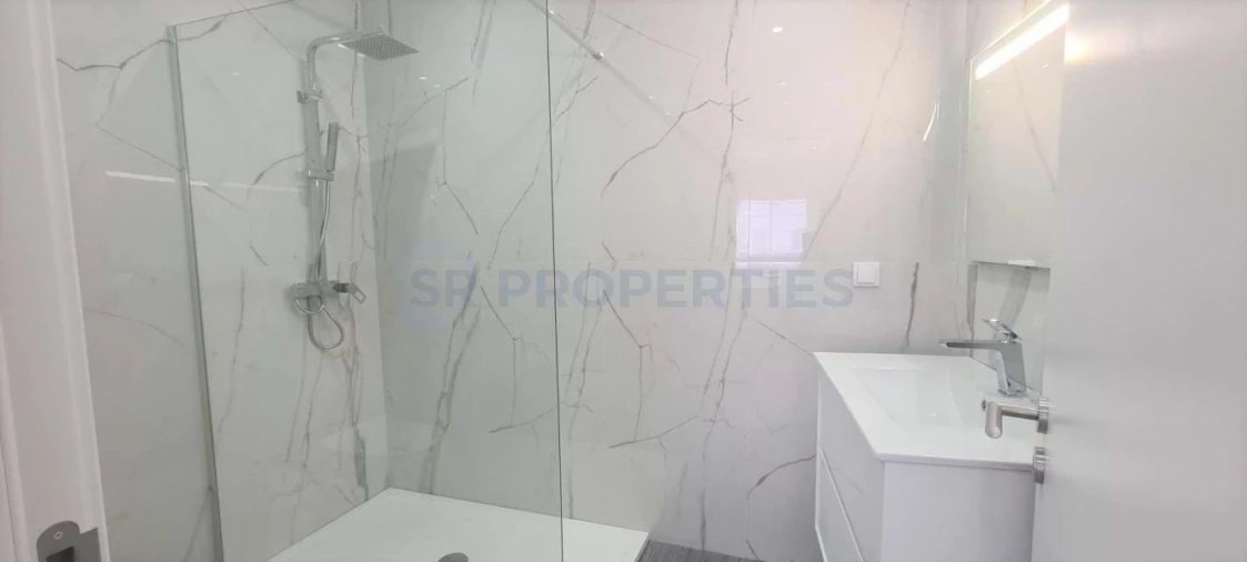 Apartamento T3 para Venda em Olhão Foto 2