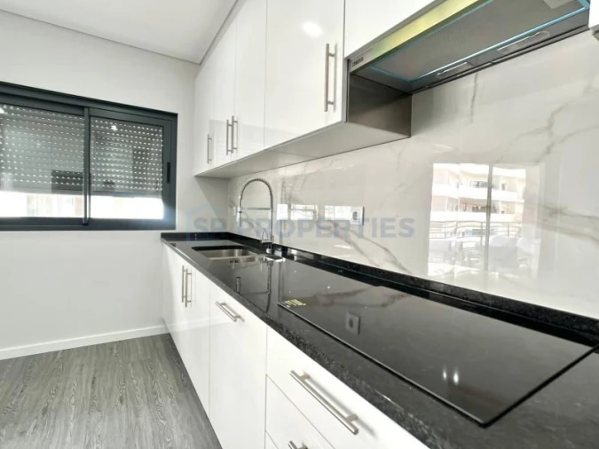 Apartamento T3 para Venda em Olhão Foto 17