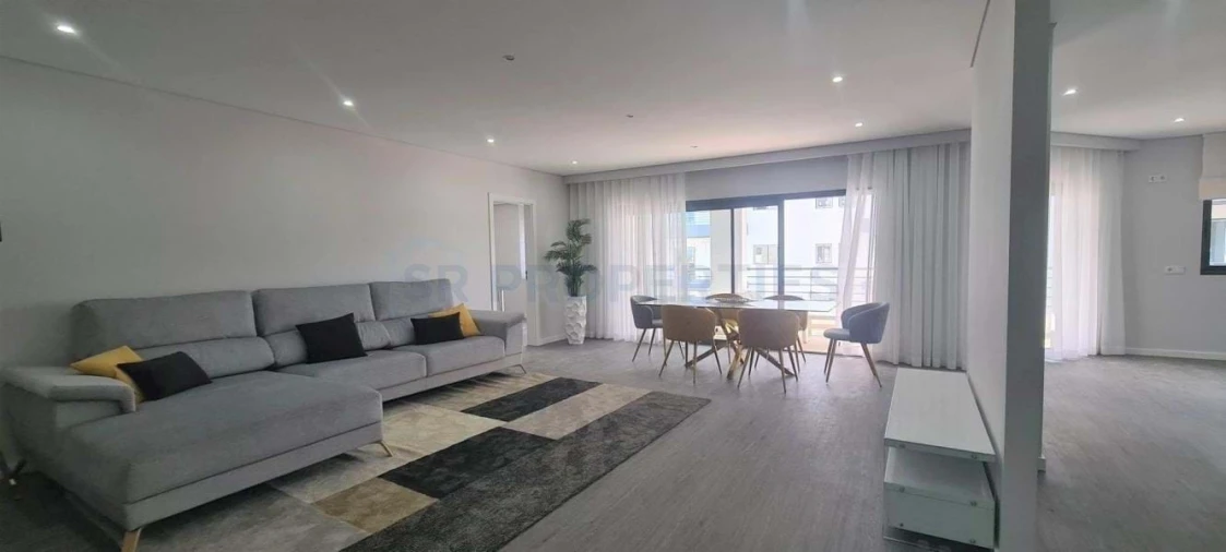 Apartamento T3 para Venda em Olhão Foto 16