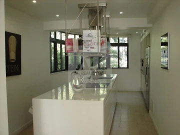 Moradia T4 para Venda em Lagos (São Sebastião e Santa Maria)