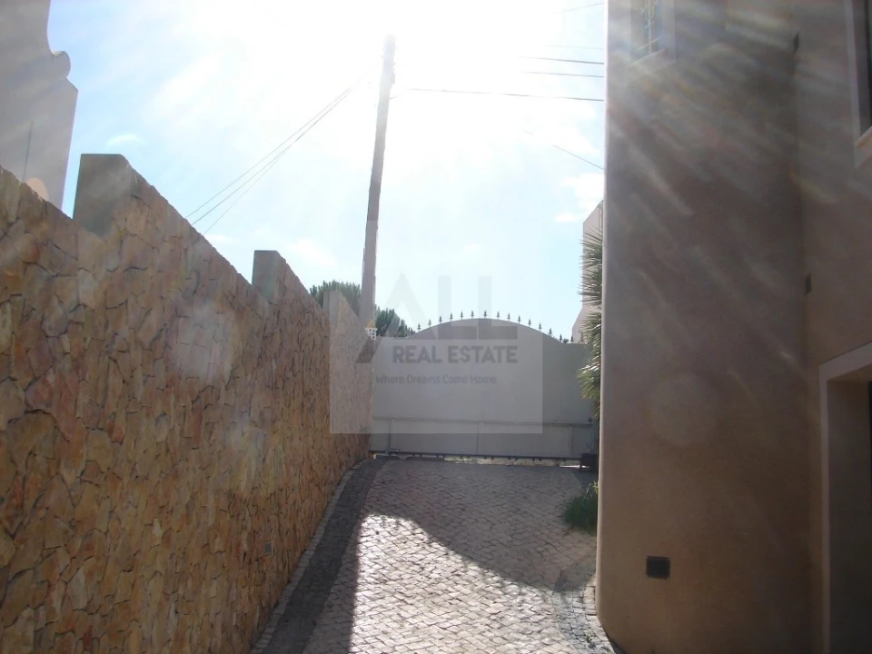 Moradia T4 para Venda em Lagos (São Sebastião e Santa Maria) Foto 60