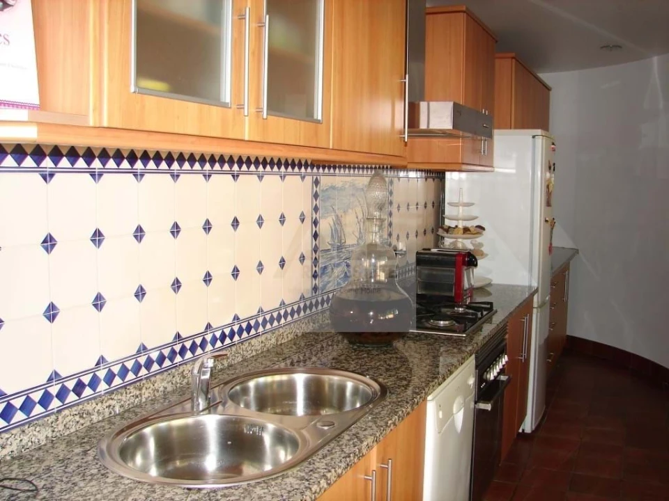 Moradia T4 para Venda em Lagos (São Sebastião e Santa Maria) Foto 65