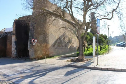 Negócio para Venda em Lagos (São Sebastião e Santa Maria)