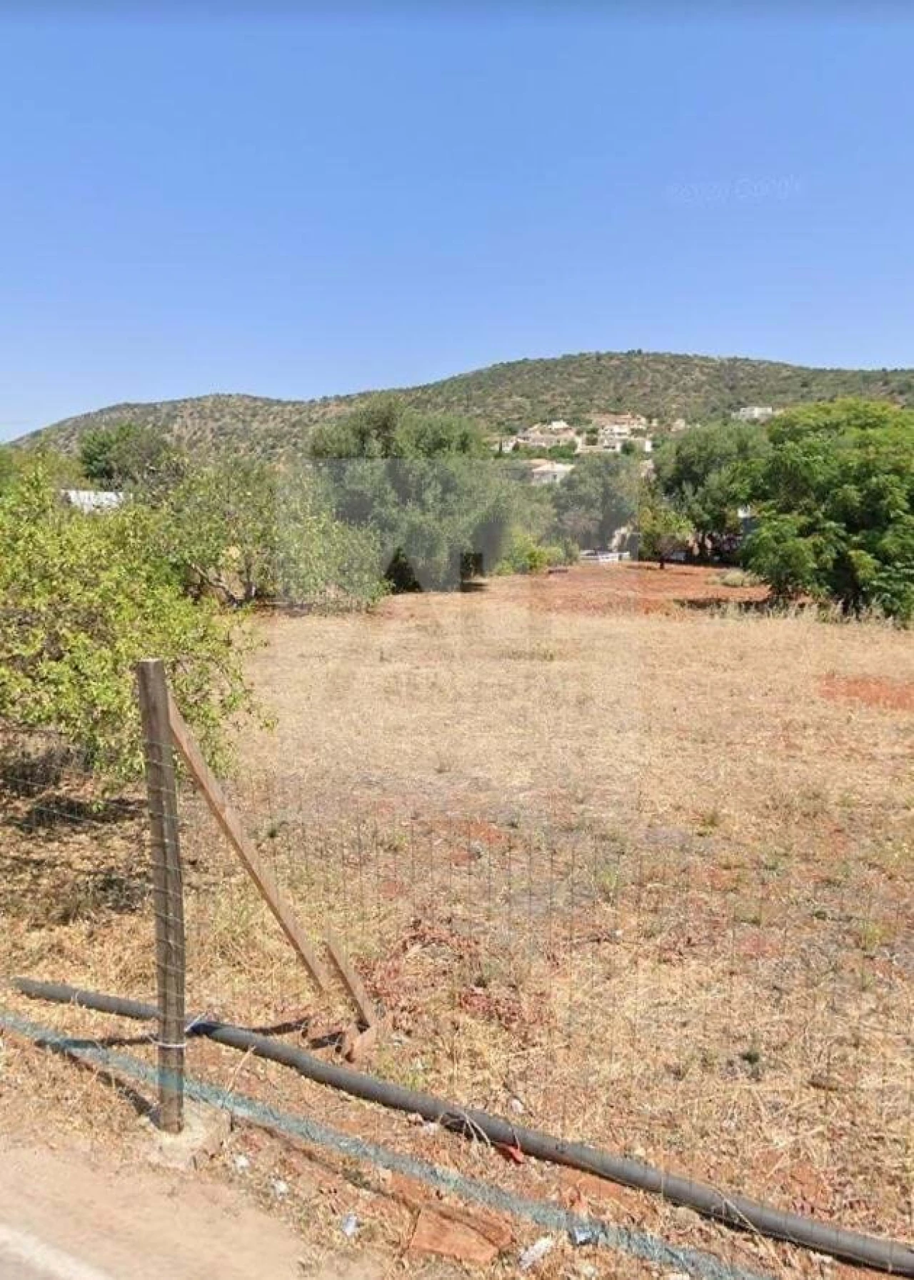 Terreno para Venda em Lagos (São Sebastião e Santa Maria) Foto 1