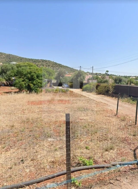 Terreno para Venda em Lagos (São Sebastião e Santa Maria)