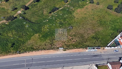 Terreno para Venda em Lagos (São Sebastião e Santa Maria)
