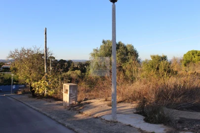 Terreno para Venda em Lagos (São Sebastião e Santa Maria)