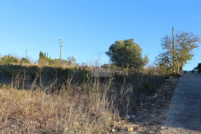 Terreno para Venda em Lagos (São Sebastião e Santa Maria)