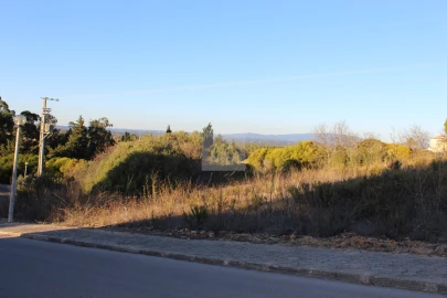 Terreno para Venda em Lagos (São Sebastião e Santa Maria)