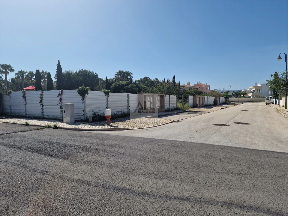 Terreno para Venda em Lagos (São Sebastião e Santa Maria) Foto 4