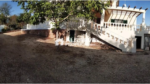 Moradia T6 para Venda em Loule (São Clemente)