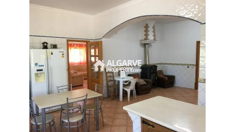 Moradia T6 para Venda em Loule (São Clemente)