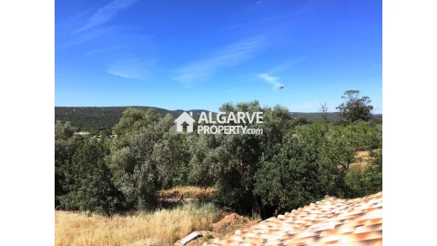 Moradia T6 para Venda em Loule (São Clemente)