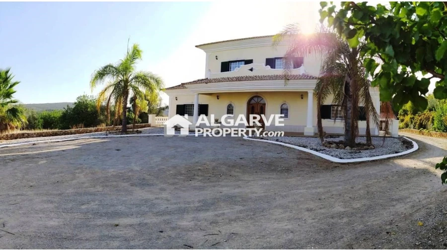 Moradia T6 para Venda em Loule (São Clemente) Foto 8