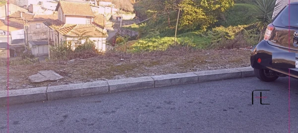Terreno para Venda em Oliveira do Douro