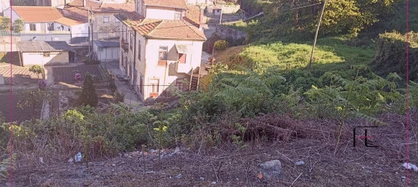 Terreno para Venda em Oliveira do Douro