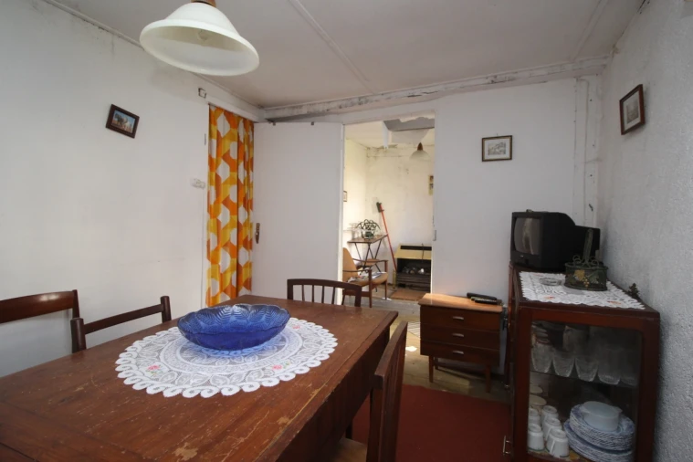 Moradia T1 para Venda em Oliveira do Conde Foto 8