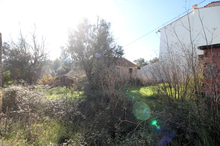 Moradia T1 para Venda em Oliveira do Conde Foto 4