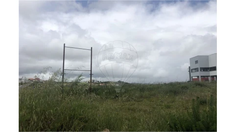 Terreno para Venda em Vila Franca de Xira