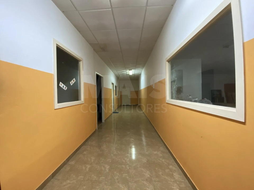 Loja para Venda em Marvila, Ribeira Santarém, São Salvador, São Nicolau Foto 1