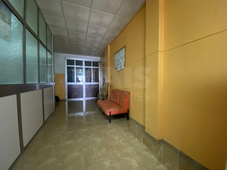 Loja para Venda em Marvila, Ribeira Santarém, São Salvador, São Nicolau Foto 3