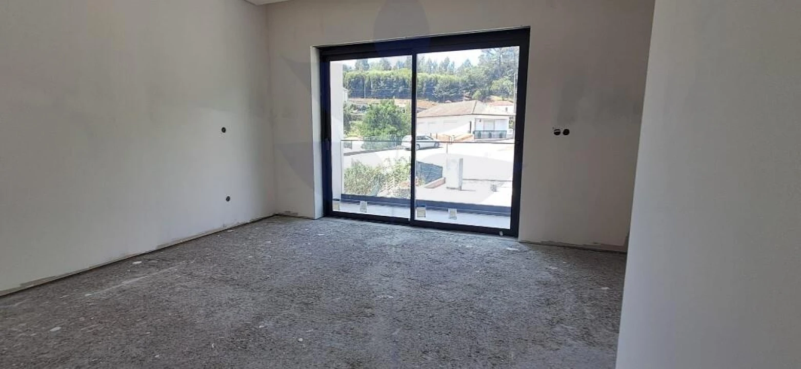 Moradia T3 para Venda em Carreiras (São Miguel) e Carreiras (Santiago) Foto 5