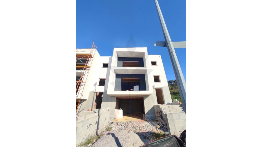 Moradia T3 para Venda em Carreiras (São Miguel) e Carreiras (Santiago) Foto 12