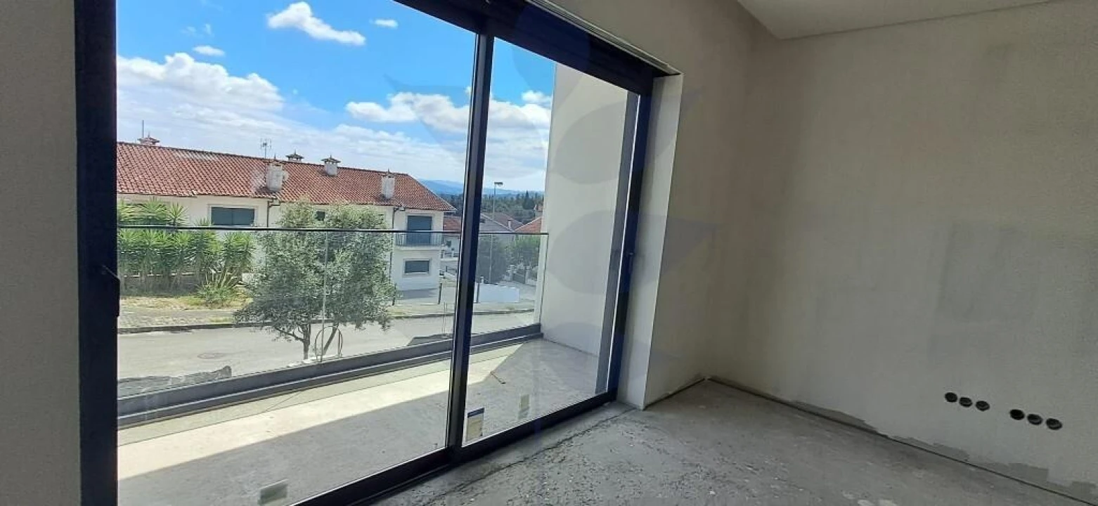 Moradia T3 para Venda em Carreiras (São Miguel) e Carreiras (Santiago) Foto 7