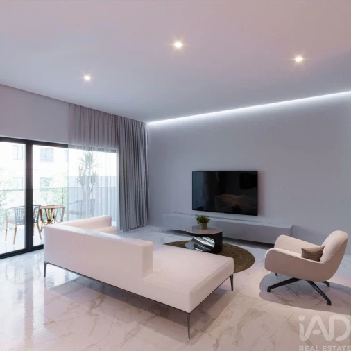 Apartamento T3 para Venda em Estômbar e Parchal Foto 9