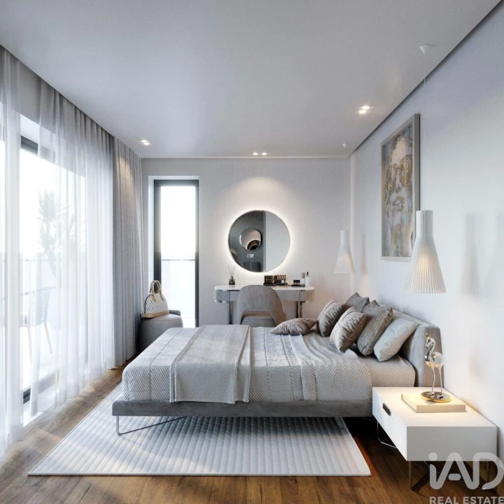 Apartamento T3 para Venda em Estômbar e Parchal Foto 11