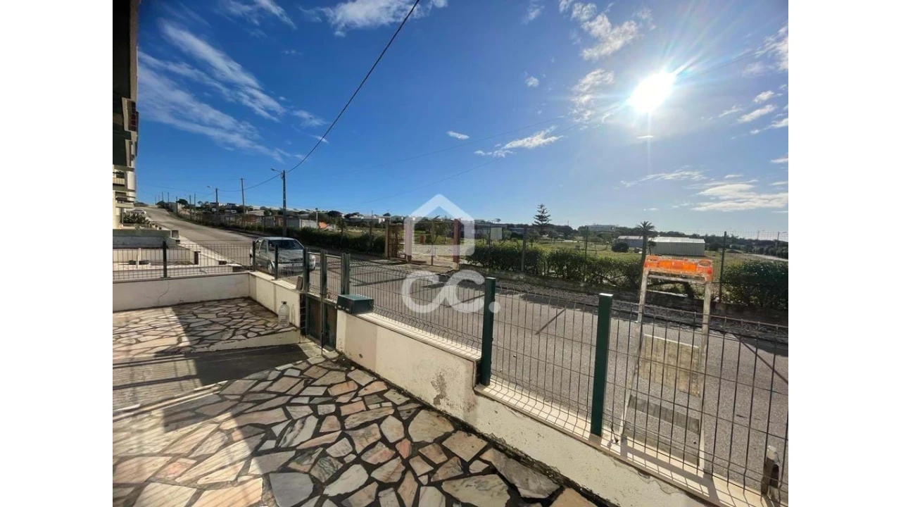 Negócio para Venda em Coimbrão Foto 7